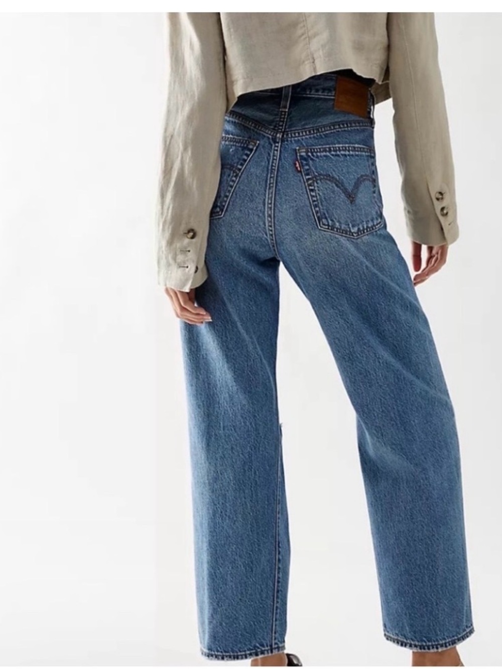 Levi's Ribcage high rise Straight Ankle Cropped Distressed Jeans Vintage Classic - Picture 3 of 8